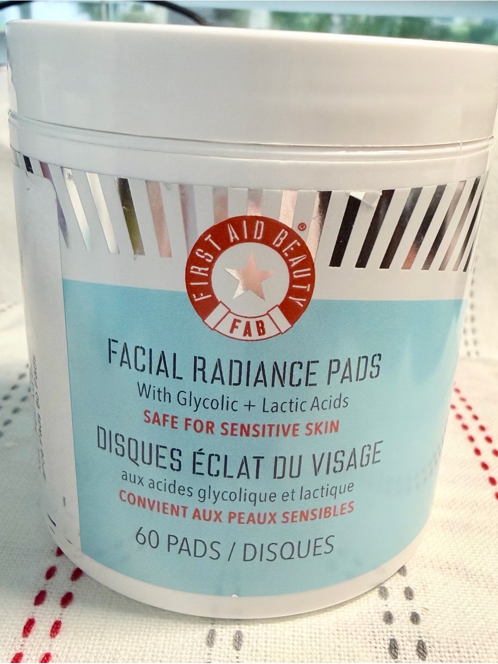 First Aid Beauty Facial Radiance Pads - 60 Pads